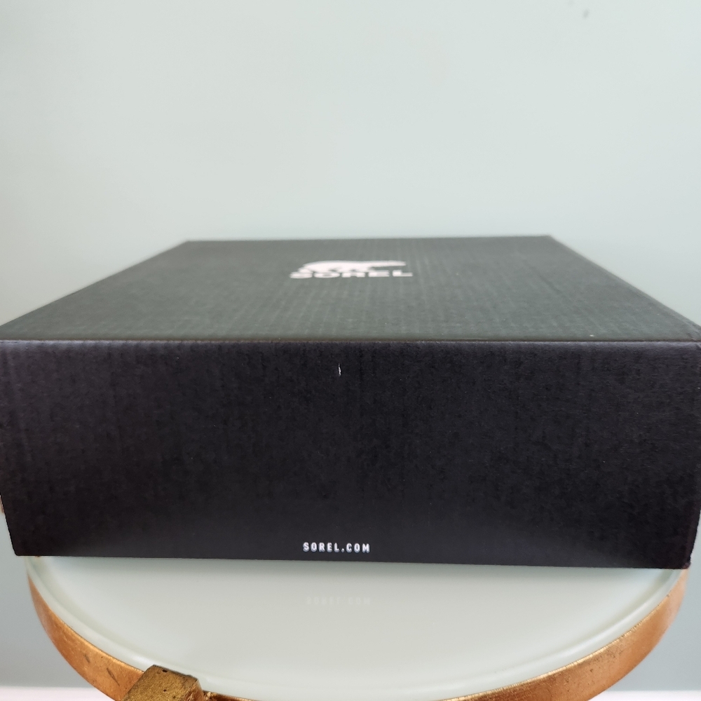 SOREL Tivoli IV Waterproof Boots Black with soft faux fur lining. - Picture 8 of 16